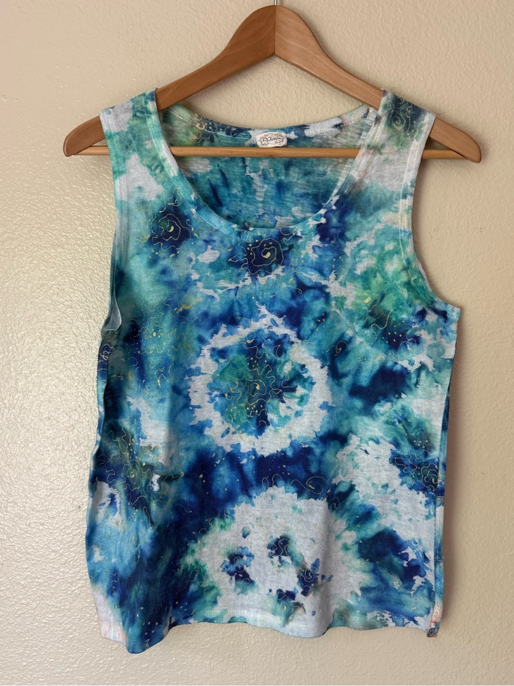 Et Lois Tie-Dye Scoop Neck Tank Top in Blue-Green